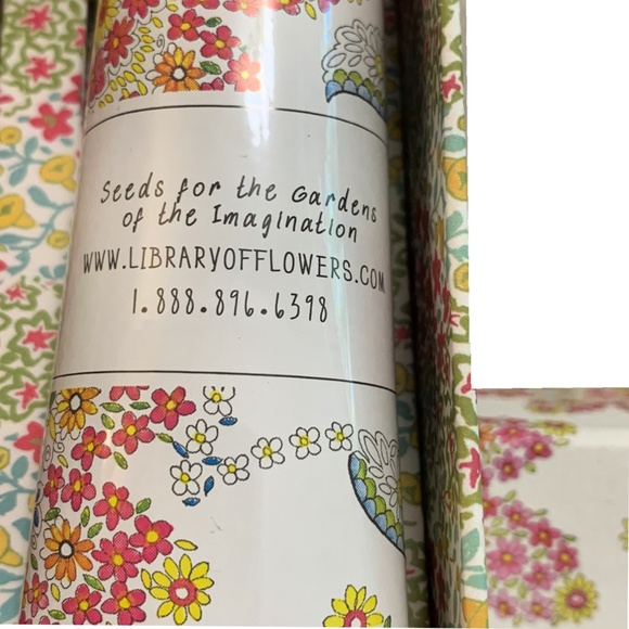 SOLD - Library of Flowers Honeycomb Hand Cream 2.3 oz Coco Butter New Sealed - Picture 2 of 11